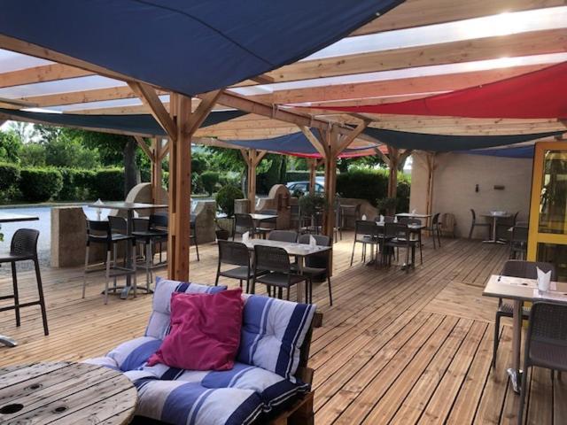 Logis Hotel Le Clos Saint Loup Bram ภายนอก รูปภาพ